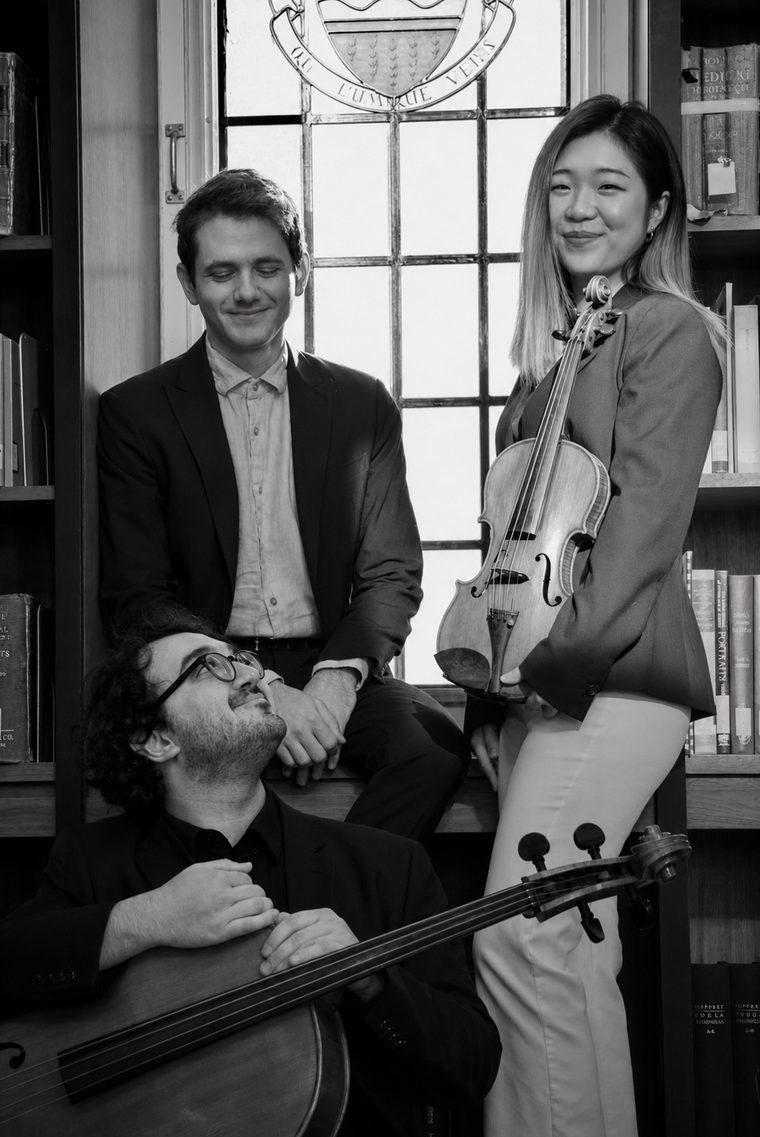 Trio Timia